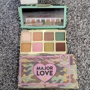 NWT! Too Faced Major Love Eyeshadow